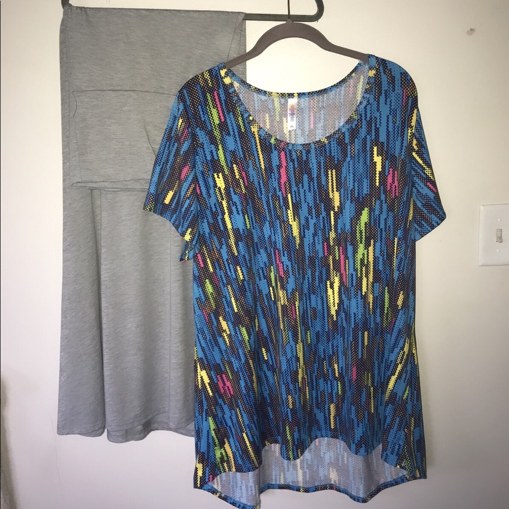 Buy 2 get 1 ♥️ NWOT LuLaRoe outfit ♥️ 3XL